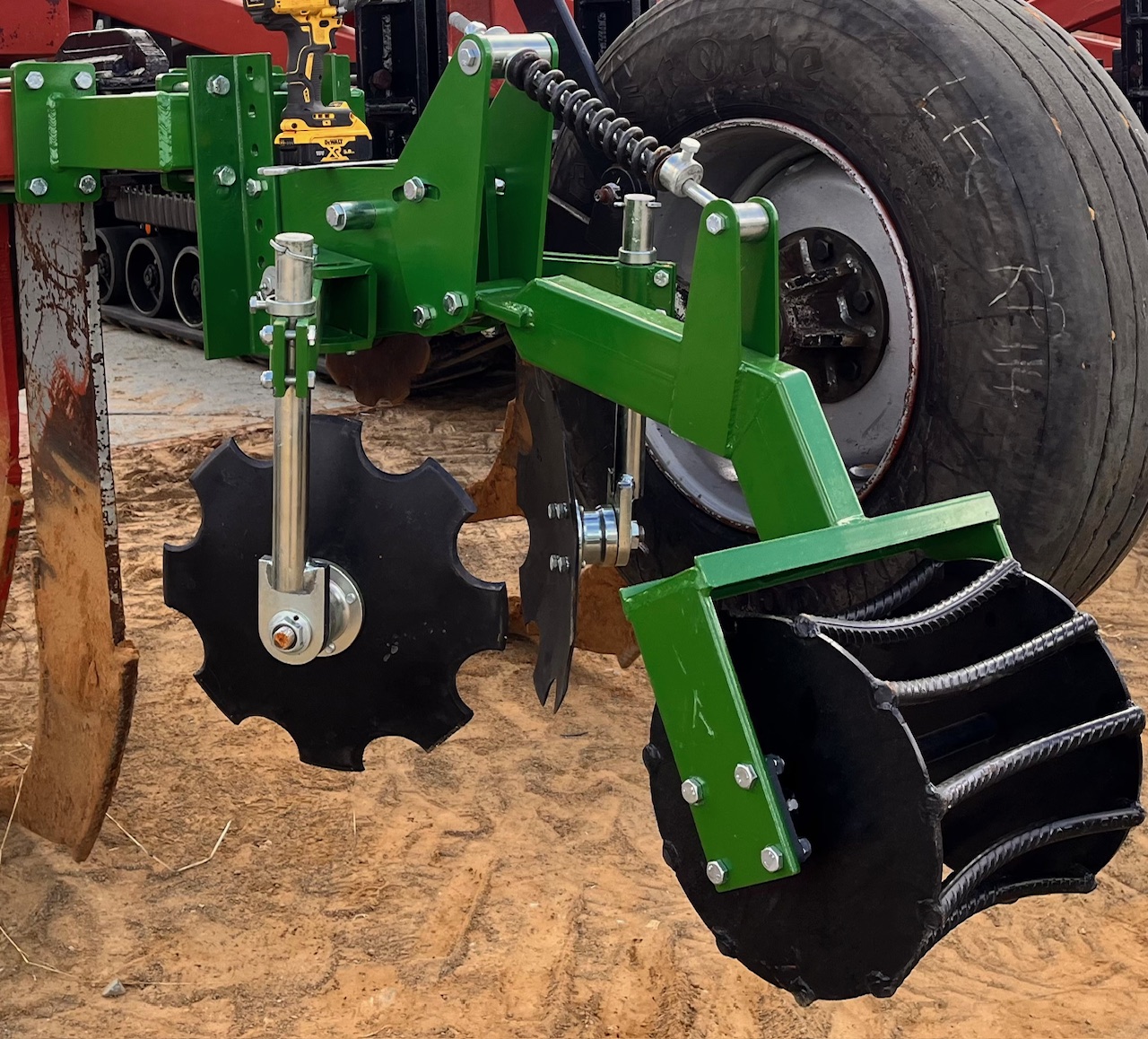 Closing Coulter and Roller Unit